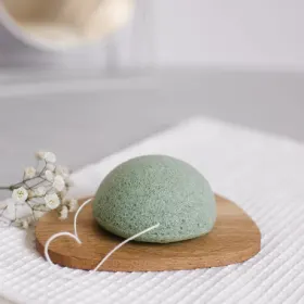 Burete De Fata Natural Din Konjac Cu Esenta De Ceai Verde