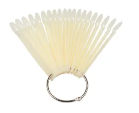 Tipsuri - Display de prezentare pentru unghi Tipsuri - Margareta Natur 50poz cu inel
