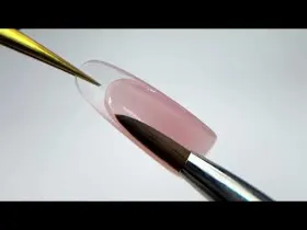 Unghii PolyGel NailsUp - Inovație și Eleganță